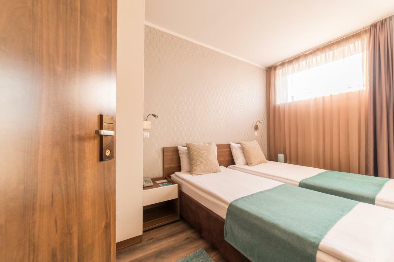 Balkan Hotel Garni Belgrade Extérieur photo